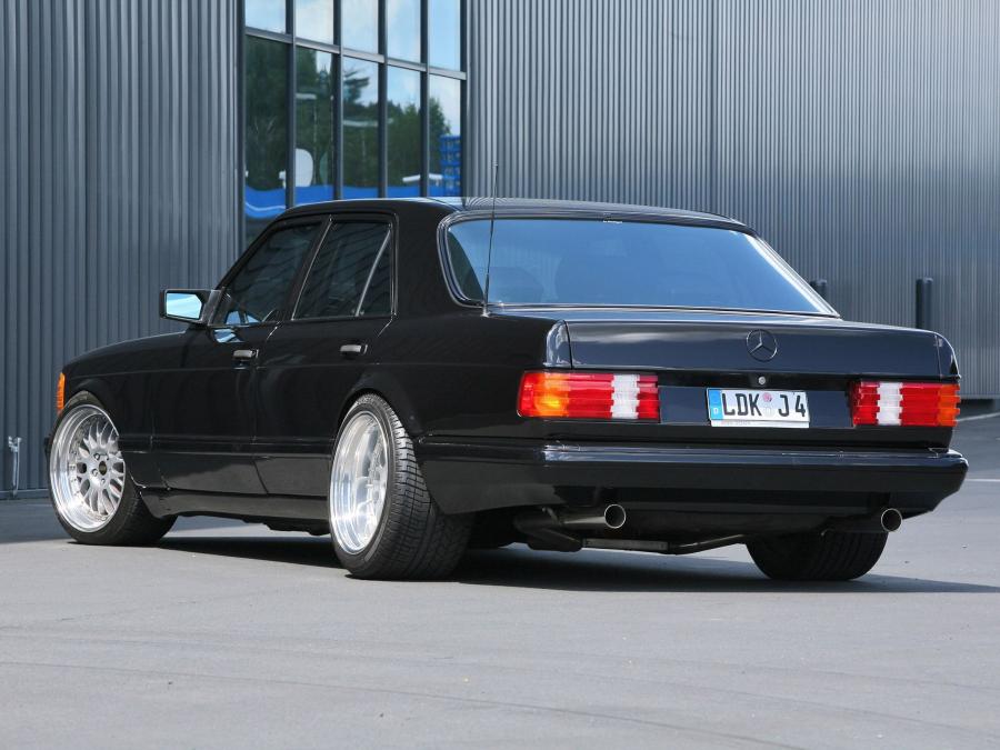  Mercedes-Benz 560 SE by INDEN-Design 1991 года  (фото 26 из 36)